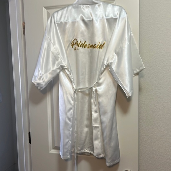 Bridesmaid robe, size medium/large. - Picture 1 of 3